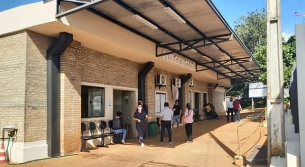 Niño de Presidente Franco hospitalizado tras ingerir aguarrás