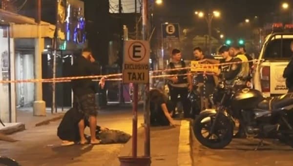 Carrera ilegal de motos deja un muerto en el Mercado 4