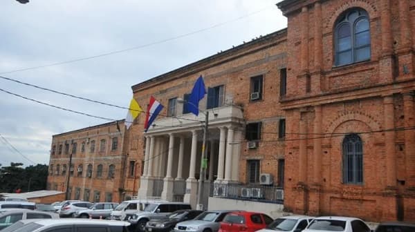 Universidad Católica investiga denuncias de acoso sexual en Radio Cáritas