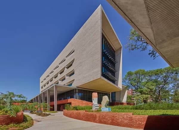 Embajada EEUU aclara continuidad de visas estudiantiles