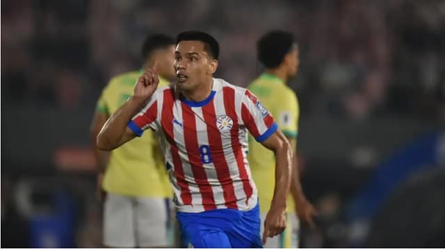 Diego Gómez y Gustavo Velázquez en el Once Ideal de Conmebol