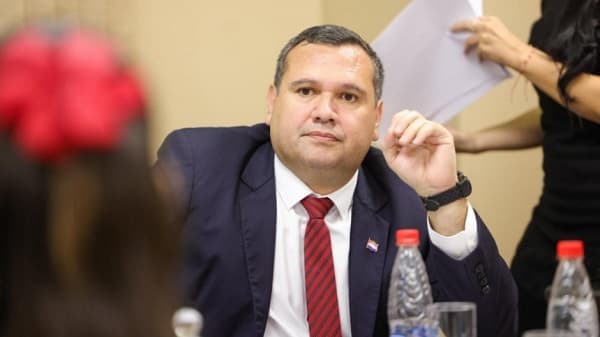 Senador pide blindar fondos de alimentación escolar