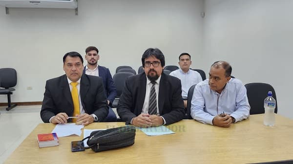 Roberto Cárdenas recibe dos años de cárcel por desvío millonario