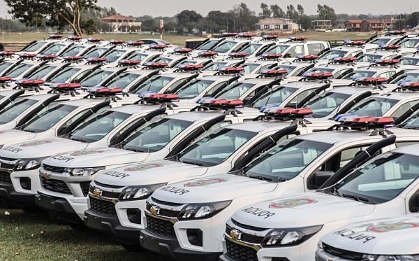 Gobierno entrega 250 nuevas patrulleras, 100 motocicletas y 1.500 chalecos para la Policía Nacional