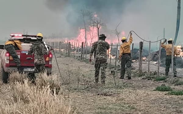 Paraguay prioriza aviones de combate sobre hidrantes antincendios