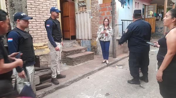 Muere adolescente tras disparo en la cabeza en Ricardo Brugada