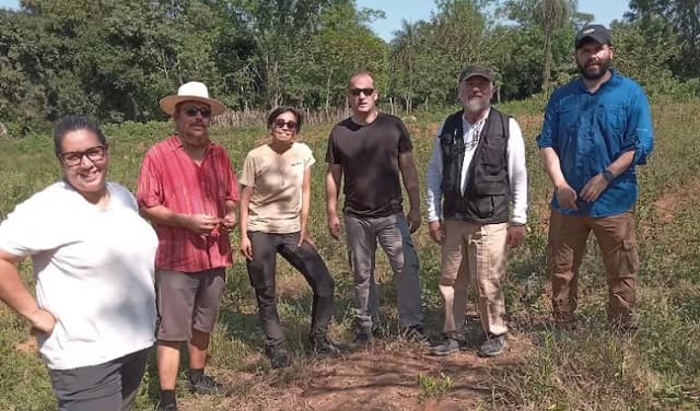 Arqueólogos investigan petroglifos en Ita Pypore, Misiones