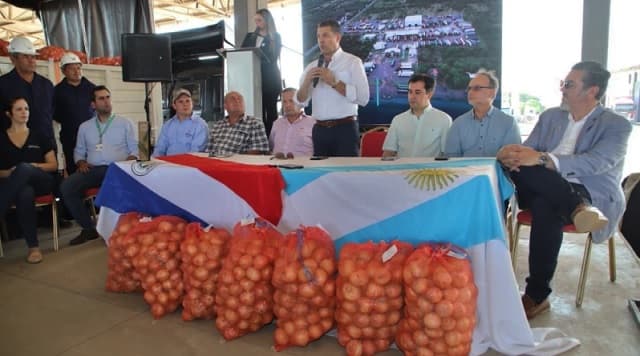 Paraguay realiza primera exportación de cebolla a Argentina