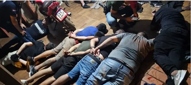 Asalto a transportadora en Ciudad del Este deja un abatido y 10 detenidos