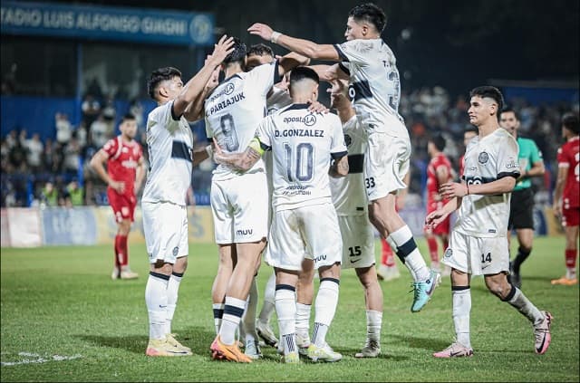 Copa Paraguay: Olimpia avanza a cuartos de final tras vencer al 3 de Febrero