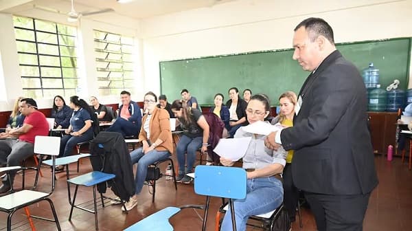 70% de los docentes aplazados en último examen del MEC