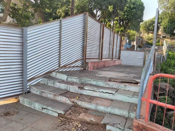 Vecinos de Ita Pytã Punta rechazan reubicación y exigen reparaciones