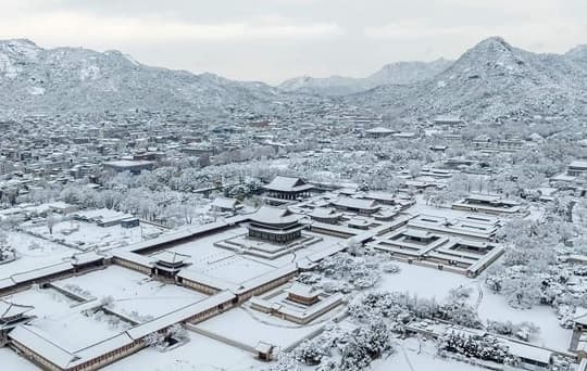 Corea del Sur enfrenta histórica nevada en noviembre