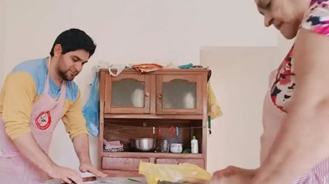 Trabajó como pizzero, no se rindió y cumplió su sueño de ser médico cirujano