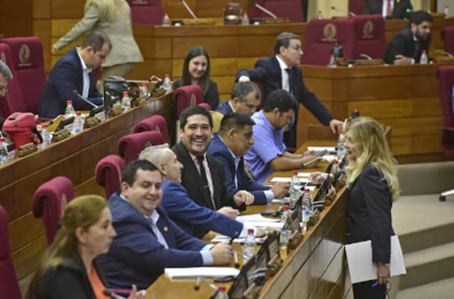 Diputados destinan más de G. 5.000 millones a odontología VIP pagado con fondos públicos