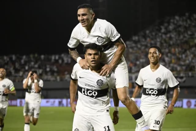 Olimpia da vuelta el marcador ante Tacuary y se acerca al título del Clausura
