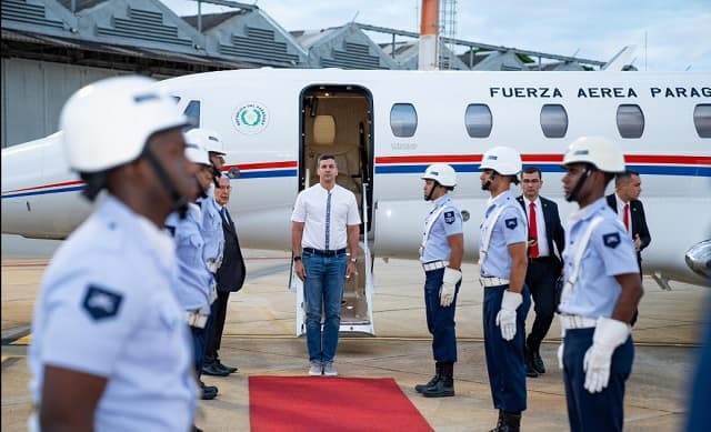 “El Presidente hace más de canciller que de mandatario”, advierte Leite