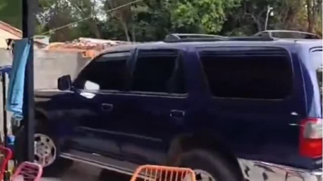 Operativo policial en Mariano Roque Alonso recupera camioneta robada