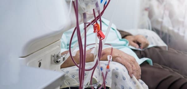 Pacientes renales podrían perder asistencia por falta de pago