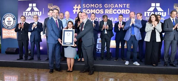 Itaipú Binacional rompe récord Guinness en producción hidroeléctrica