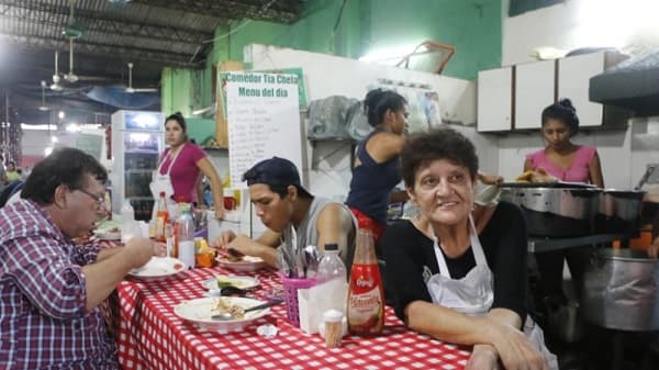 Adiós a Tía Chela, la creadora del icónico “puretón”