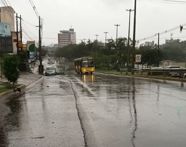 Tormentas eléctricas podrían afectar cinco departamentos esta tarde
