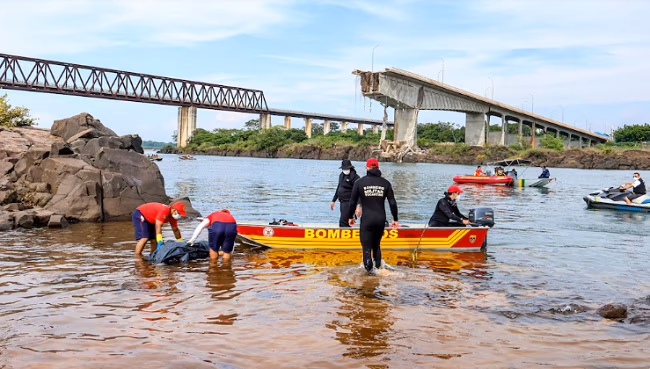Ocho muertos y nueve desaparecidos tras colapso de puente en Brasil