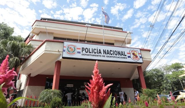 Caída del sistema en Identificaciones genera malestar