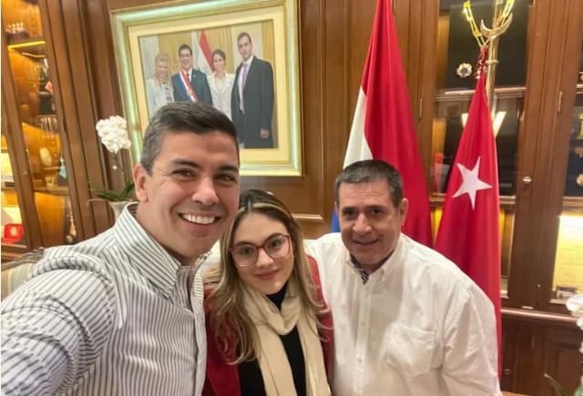 Polémica por asignación de camioneta incautada a ministra de Juventud