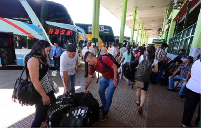 Movimiento masivo en la Estación de Buses por las fiestas