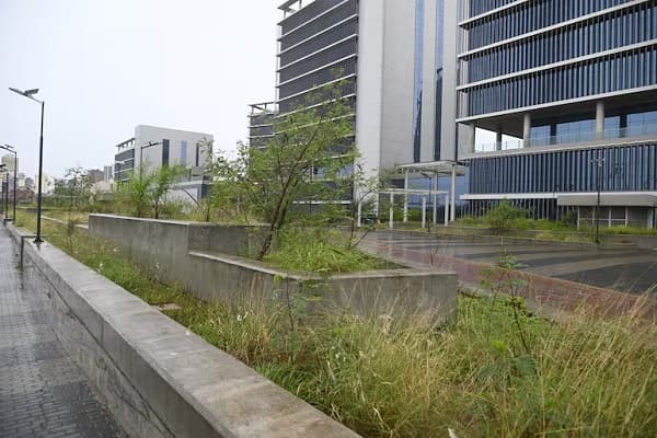 Itaipú licita equipamiento del Puerto de Asunción por USD 30 millones