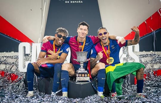 Barcelona aplasta al Real Madrid y gana la Supercopa de España 2025