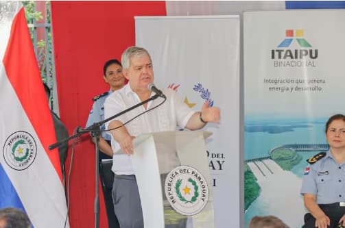 Riera califica a Peña como “lo mejor que le pasó al país” y se compara con Churchill