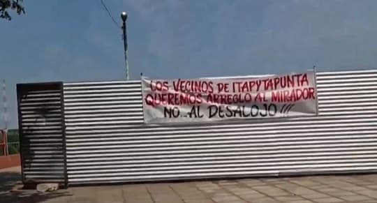 Vecinos de Itá Pytã  Punta rechazan desalojo y exigen atención