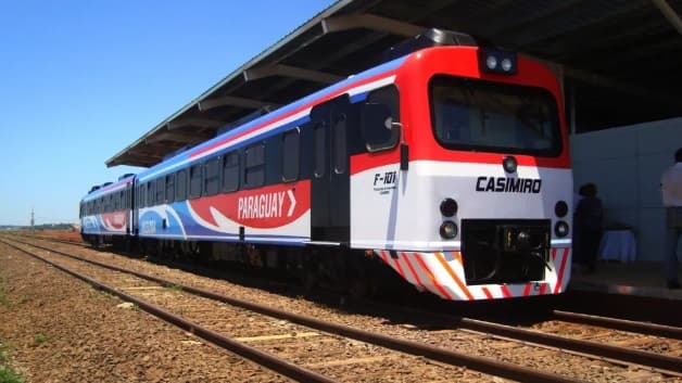 El tren de cercanías no convence a los privados y temen otro Metrobús 2.0