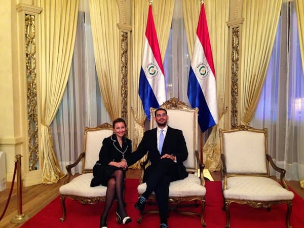 Consultor argentino opera en secreto como asesor clave de Cancillería