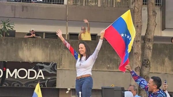 Crisis en Venezuela: María Corina Machado sufre ataque armado