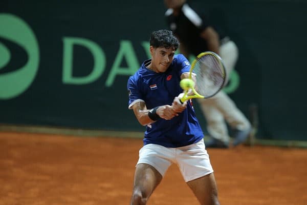 Dani Vallejo avanza en la Qualy del Australian Open 2025
