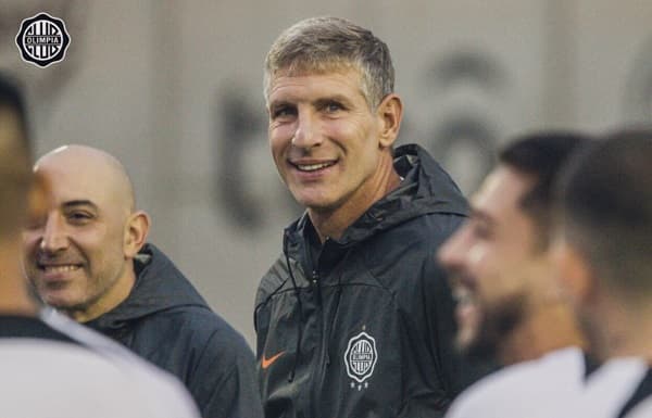 Olimpia prepara el anuncio de ocho nuevos refuerzos