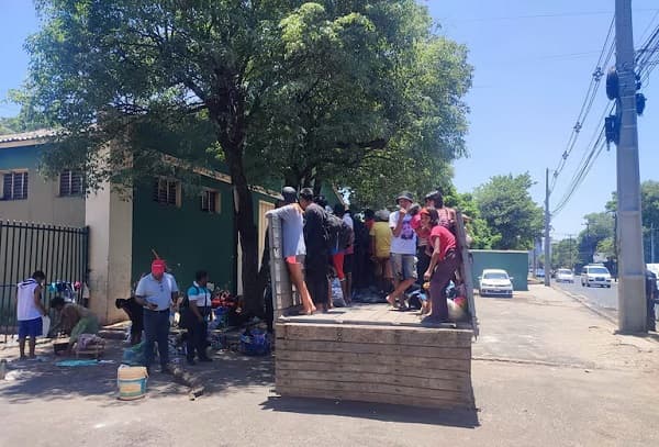 Indígenas retornan a Caaguazú tras acuerdo con el INDI