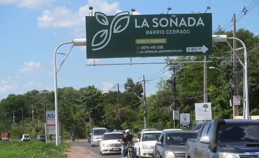 MOPC retirará cartel ilegal que invade señalización en Ruta D025