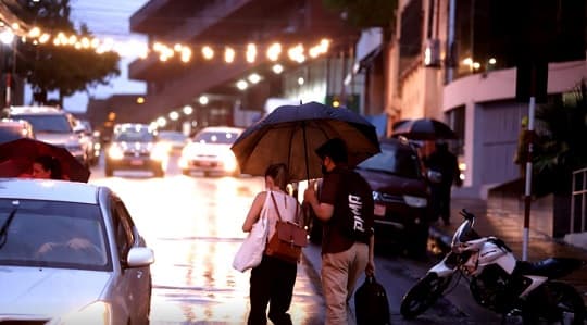 Tormentas y lluvias persisten este martes en varias regiones