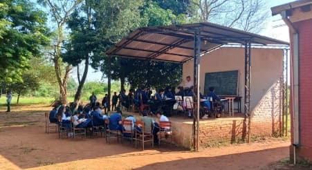 Faltan 16.450 aulas, pero solo construirán 363, según el MEC