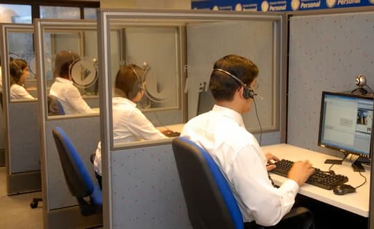 Sector servicios lidera recuperación del empleo en el país