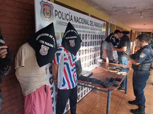 Desmantelan banda que captaba víctimas por Grindr en CDE