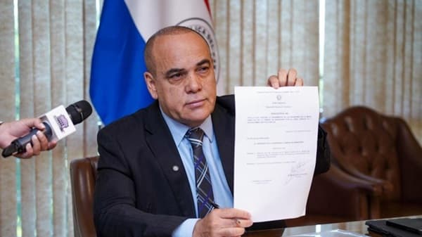 Bachi va contra USAID y exigirá explicaciones por USD 50 millones