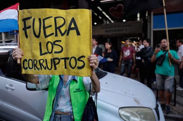 Paraguay se mantiene como el segundo país más corrupto de Sudamérica