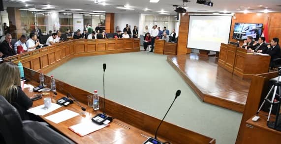 Junta de Asunción debatirá préstamo para cubrir deudas