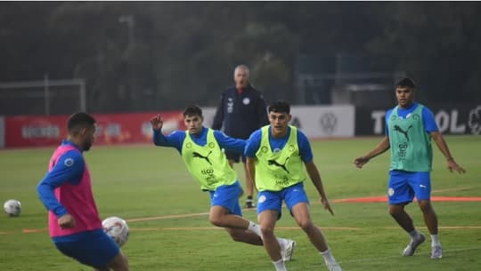 La Albirroja se mueve en el Carde de Ypané con miras a la doble fecha de Eliminatorias