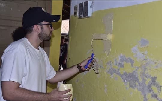 Más de 800 escuelas en condiciones deplorables, denuncia voluntariado